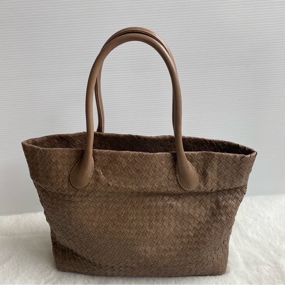 Helen Kaminski Australia Taupe Color 100% Leather Large Tote - Picture 2 of 15